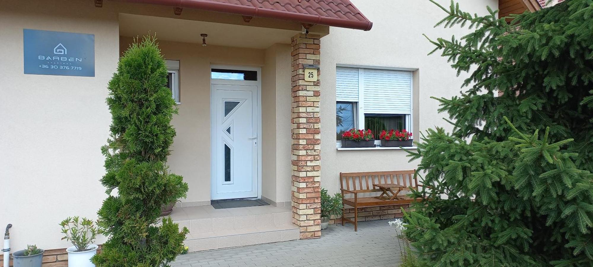 Barben Apartman Mórahalom Zewnętrze zdjęcie